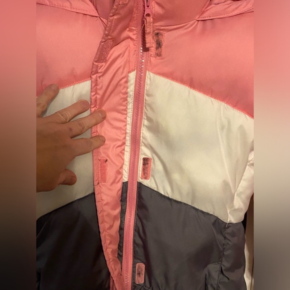 Vertical '9 Girls Pink Puffer Jacket, L (10-12) - Picture 3 of 5